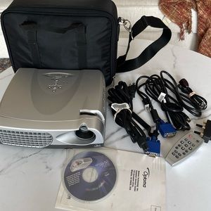 Optoma EzPro 731 SVGA Portable Projector Travel Case Remote Bundle Tested Works